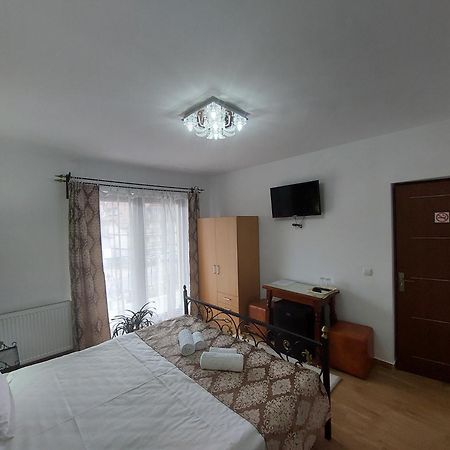 Fulg De Nea Hotel Синая Екстериор снимка