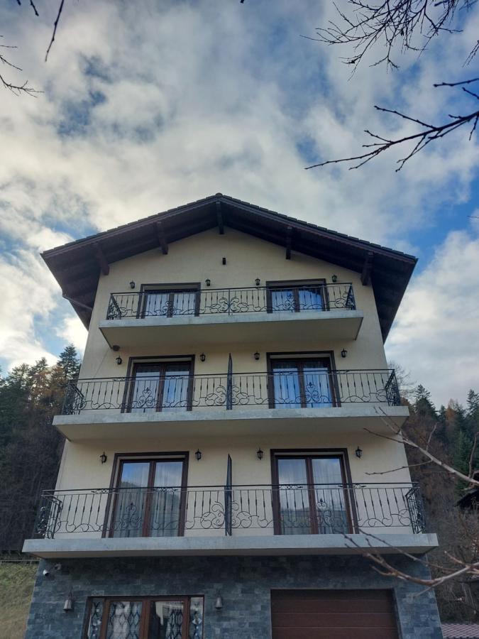 Fulg De Nea Hotel Синая Екстериор снимка