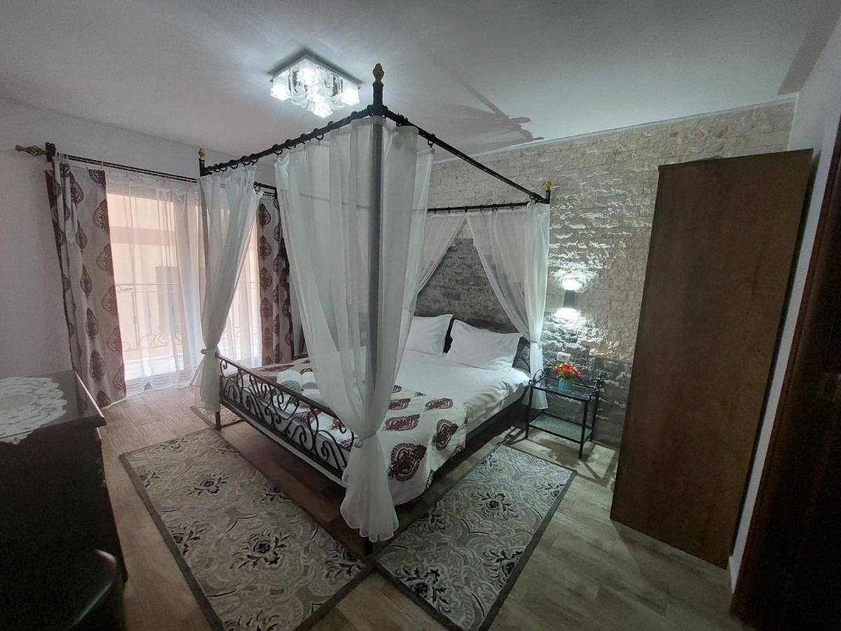 Fulg De Nea Hotel Синая Екстериор снимка