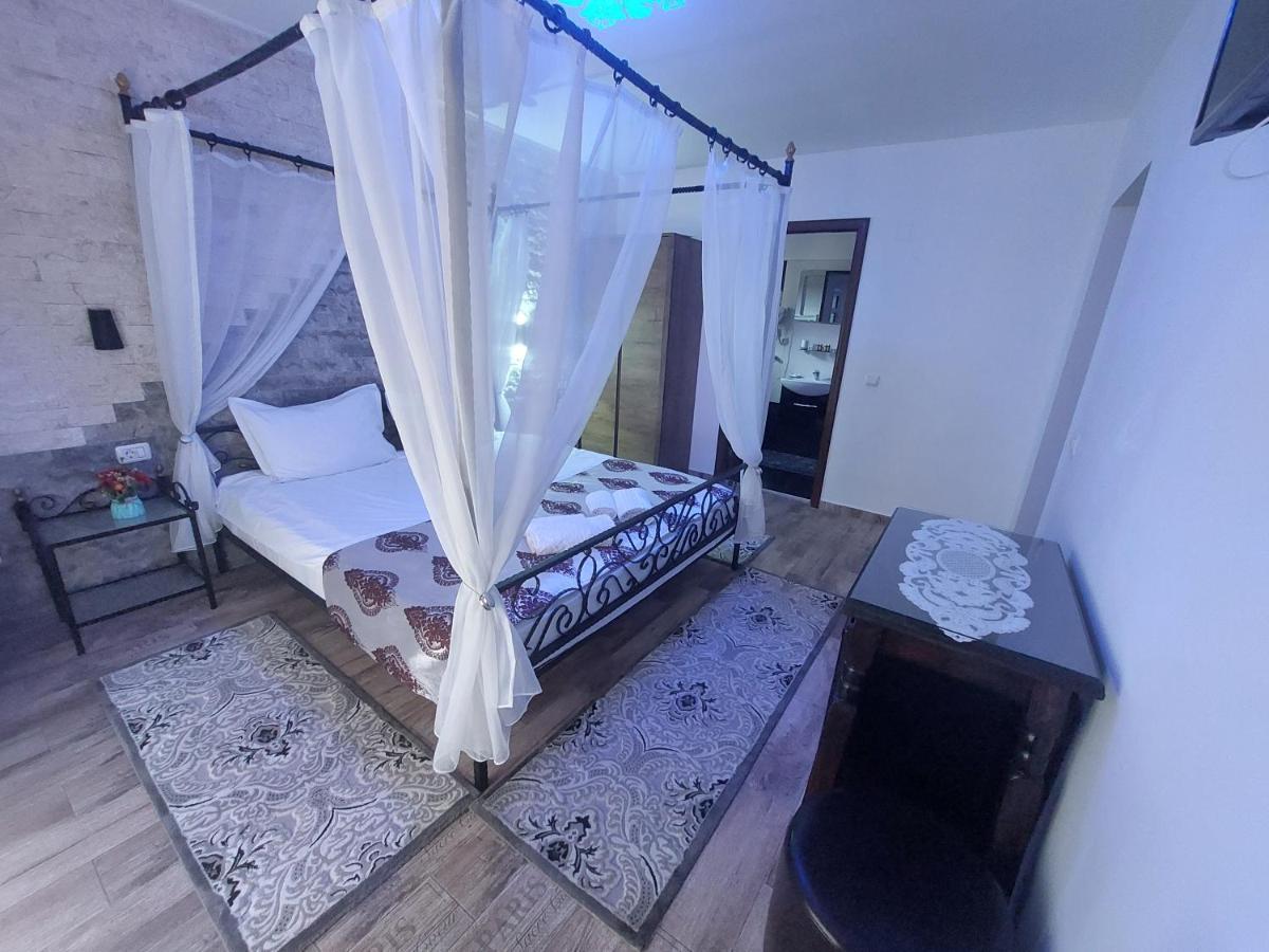 Fulg De Nea Hotel Синая Екстериор снимка