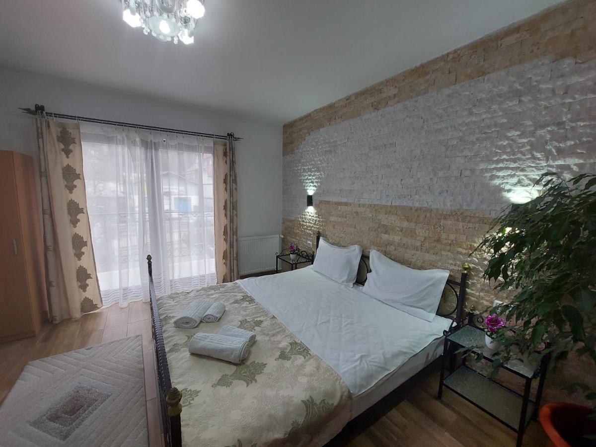 Fulg De Nea Hotel Синая Екстериор снимка