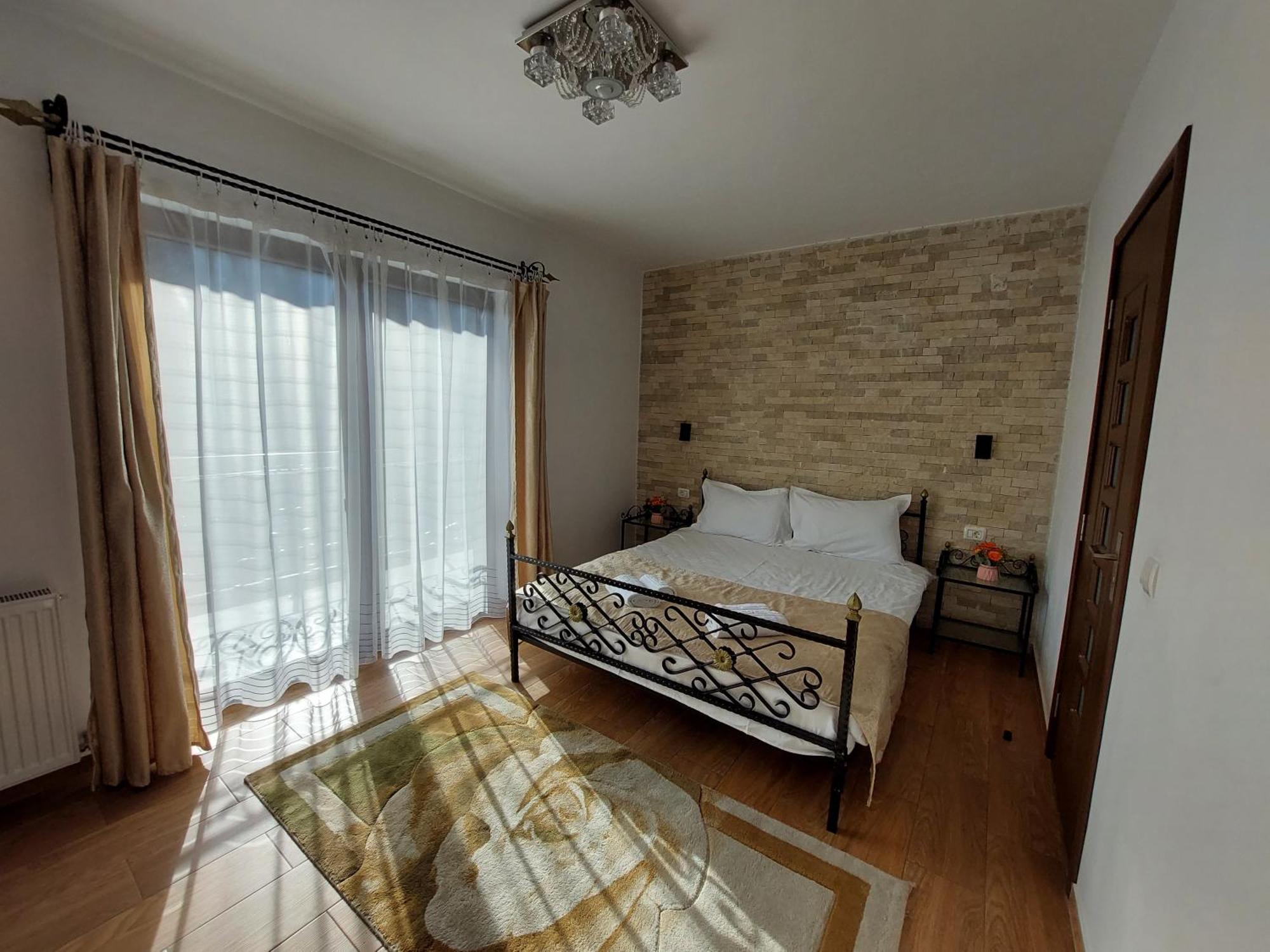 Fulg De Nea Hotel Синая Екстериор снимка