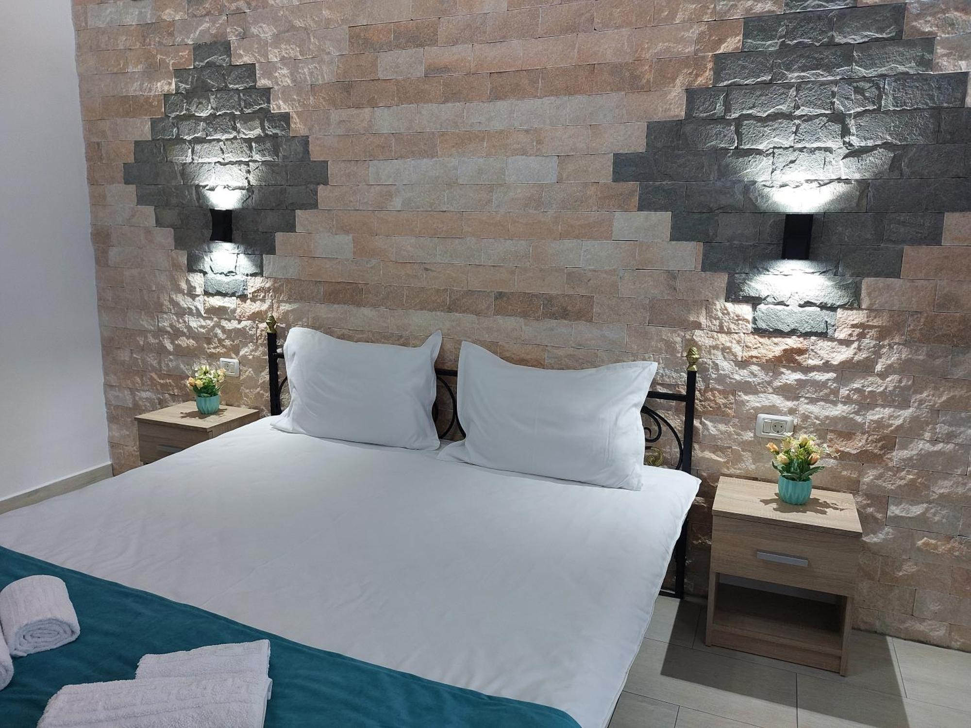 Fulg De Nea Hotel Синая Екстериор снимка